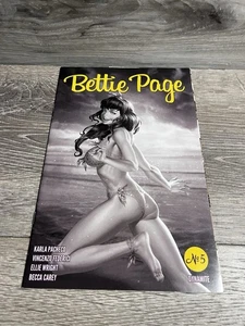 Dynamite Bettie Page # (2021) Karla Pacheco Jung Geun Yoon 1:20 Variant - Bild 1 von 2