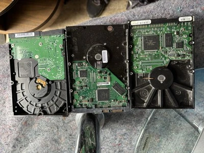 MAXTOR , WESTERN DIGITAL, HARD DRIVES (3) - Image 1 of 2
