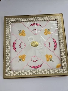 Vtg Switzerland Swiss Ladies Handkerchiefs New Embroidered Set Pink Floral - Picture 1 of 6