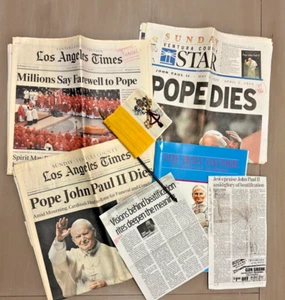 Katholische Ephemera Papst Johannes Paul II. Zeitung Beerdigung Seligsprechung LA Besuch - Bild 1 von 14