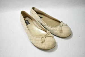 So Wear  It  Declare It Shoes Flats Beige Size 7 Women's   - Picture 1 of 5