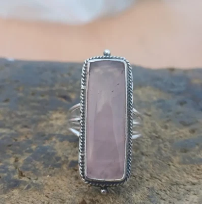 Anillo de piedras preciosas de cuarzo rosa hecho a mano de plata de ley 925 ropa de fiesta anillo de regalo R04 Foto 1 de 4