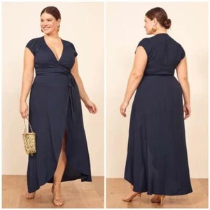 REFORMATION Abito Maxi Alto/Basso Blu Navy CAMOMILLA Crepe Avvolgente Scollo a V 2X=18 💙 - Foto 1 di 9