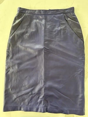 Falda vintage de cuero para mujer Neiman Marcus línea A púrpura oscuro talla 8 hecha INUSA Foto 1 de 4