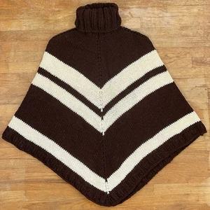 Vintage Grobstrick Poncho Handstrick 70er Jahre braun & creme gehäkelt Acryl Rollkragen - Bild 1 von 5