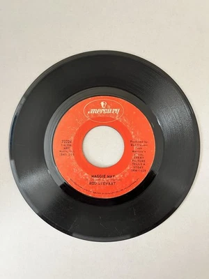 Rod Stewart – Reason To Believe / Maggie May - Image 1 of 2