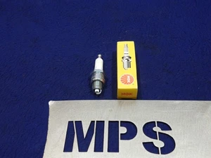 Genuine OEM NGK BPR7HS (6422) Spark Plug - 1 Pack D06 - Picture 1 of 3