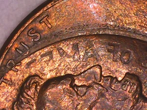 2007 D Lincoln Memorial Penny Cent With Small Strike Through Error on Obverse  - Picture 1 of 14