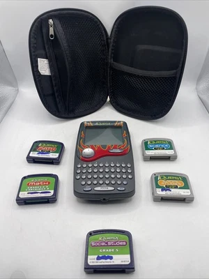 Quantum Leap iQuest Handheld Console Bundle-5 Cartridges/case & Faceplate Works! - Image 1 of 4