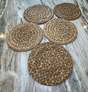 Juego de manteles redondos tejidos a mano Pottery Barn Beachcomber/5 marrón natural NUEVO - Imagen 1 de 2