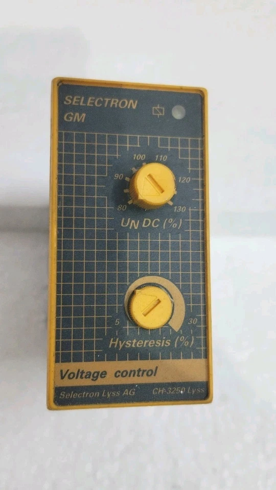 Selectron GM Voltage Control Relay | UN DC Adjustable | Hysteresis Control |... - Image 1 of 4