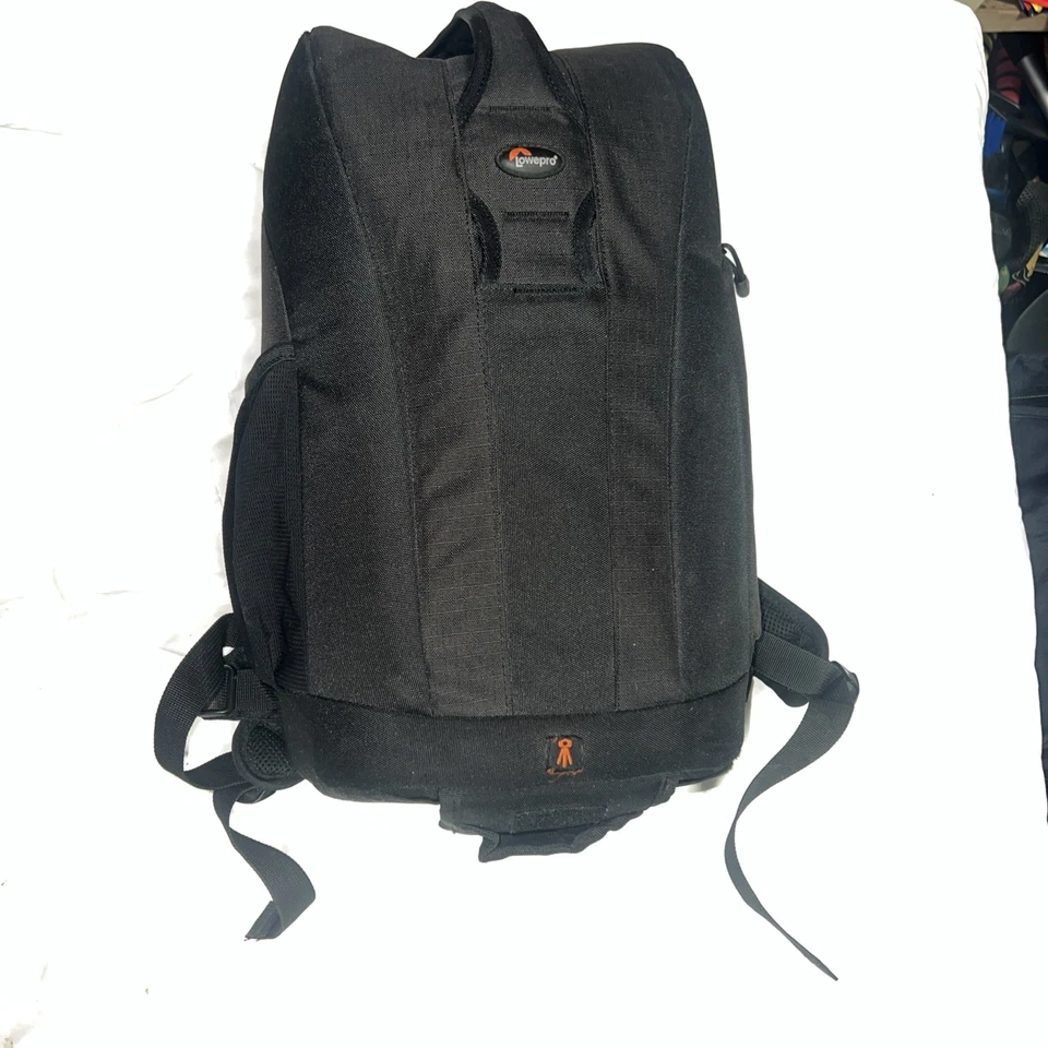 Lowepro Flipside 300 DSLR Camera Backpack Black, Padded - Image 1 of 4