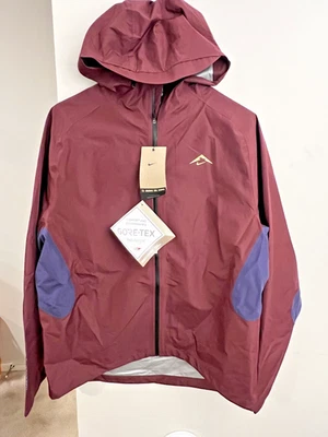 Medium- Nike Men’s Trail Cosmic Peaks GORE-TEX INFINIUM Jacket FB7532-681 NWT - Image 1 of 4