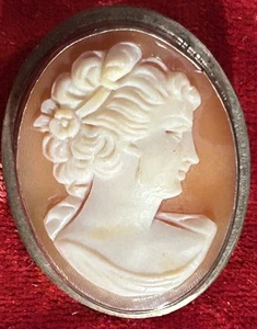 Antique Cameo Shell brooch/ pendant in (.925) Silver Bezel. #3418. - Picture 1 of 10