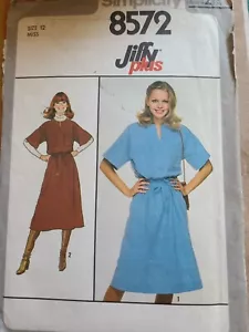 1978 Simplicity Women's Dress 8572 Sewing Pattern - SZ. 12 (6-14) - Picture 1 of 2