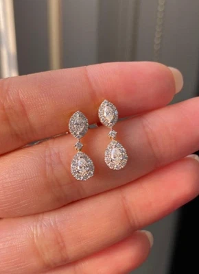 0.87ct Natural Pear and Marquise Diamond Earrings in 18K Yellow Gold - Stud - Image 1 of 3