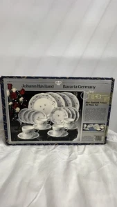 4 place settings Johann Haviland BLUE GARLAND  China Germany 20 Piece Set NIB - Picture 1 of 6