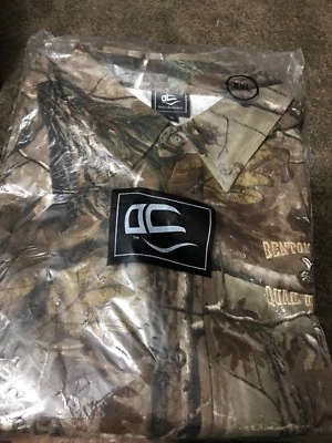 Benton County Quail Hunting University Realtree Camo Camouflage Button Up XXL - Image 1 of 4