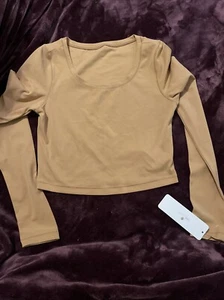 CRZ YOGA L12 Long Sleeve Crop Top NWT Doe Brown W Thumbholes - Picture 1 of 7