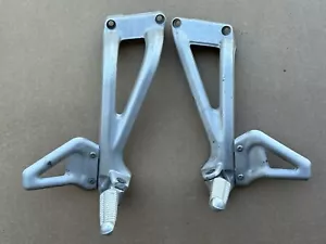 Ducati Monster S2R 800 1000 S4R S4RS Passenger Rear Foot Pegs & Brackets - Bild 1 von 1