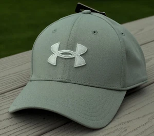 NWT UNDER ARMOUR Blitzing Mens Flex Fitted Hat-L/XL @$28 GROVE GREEN/WHITE Logo - Picture 1 of 4