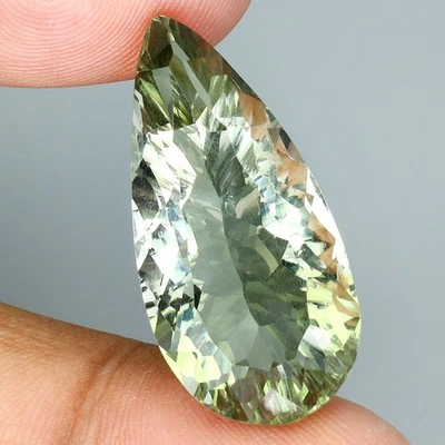 Piedra preciosa pera corte cóncavo natural bonita amatista verde Brasil 22,35 quilates 28,5 x 13,5 mm Foto 1 de 4