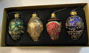 "Juego de 4 adornos navideños con bombilla de vidrio brillante en caja de 2,5""" - Imagen 1 de 6