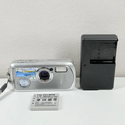 Pentax Optio WP 5MP Waterproof Digital Camera 3x Optical Zoom TESTED! - Image 1 of 4