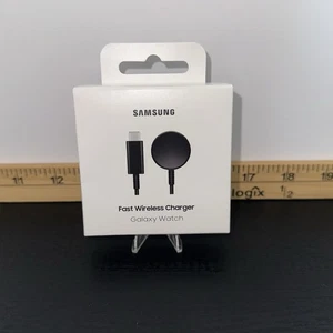 NIB Samsung Galaxy Watch fast Wireless Charger Type C EP-0L300BBEWMT - Picture 1 of 5