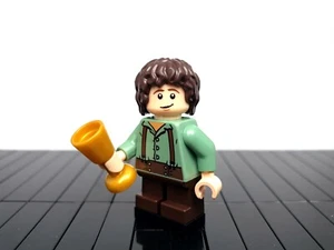 LEGO GENUINE Lord of the Rings Minifigure Frodo Baggins 30210 9469 9470 9472 NEW - Zdjęcie 1 z 11