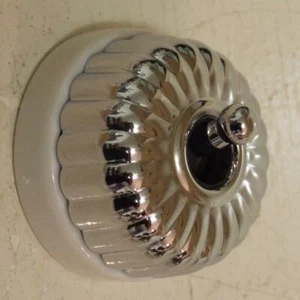 Classic Electric victorian fluted chrome 20 W CH white porcelain light switch - Picture 1 of 6