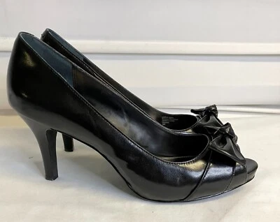 Zapatos de salón Alfani de cuero negro Daphna punta abierta plataforma 8M EC! Foto 1 de 4
