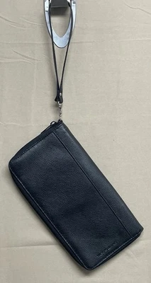 Wilsons Cuero Pequeño Largo Muñequera Cartera Billetera Tarjetero Bolso de Mano Negro Foto 1 de 4