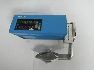 SICK CLV650-08300A P/N 1050845 BARCODE SCANNER - Picture 1 of 6