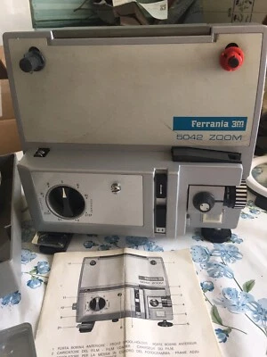 Proiettore Ferrania 8mm e Super8, + Bobine Revisionato Cinghia Nuova - Immagine 1 di 4