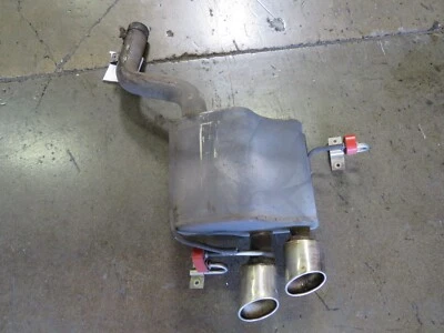 Silenciador Maserati Granturismo, izquierda, usado, P/N 237724 Foto 1 de 4