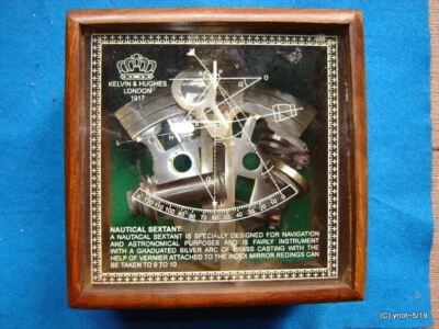 Instrumento náutico de latón antiguo SEXTANT 1917 Kelvin & Hughes of LONDRES con caja Foto 1 de 4