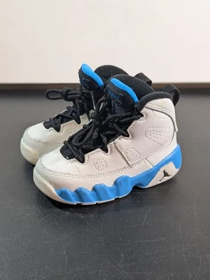 Jordan Retro 9" Azul Polvo Niño Zapatos Tenis Talla 5C Sin Caja Sin Insertos  Foto 1 de 4