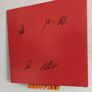 You Me at Six - Truth Decay - RARE 2023 Vinyl LP with SIGNED slipcase - Picture 1 of 7