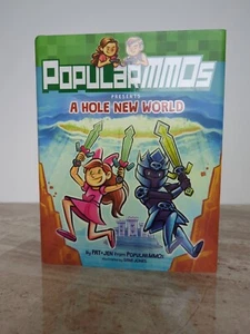 PopularMMOs Ser.: PopularMMOs präsentiert ein Loch neue Welt von PopularMMOs (2018,... - Bild 1 von 2