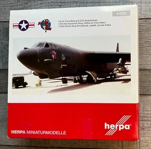 HERPA 1:200 Model 556972 Air Force BOEING B52G STRATOFORTRESS Rare New - Picture 1 of 4