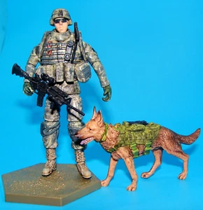 Figura Soldado B 1:18 Hiya Toys Our War Ejército de EE. UU. Infantería 101º K9 Manipulador de Perros - Imagen 1 de 8