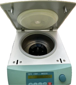 Hettich Zentrifuge Kühlzentrifuge Mikro 200R Typ 2405 - Bild 1 von 8