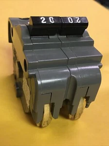 Federal Pacific / American 2 Pole 20 A Circuit breaker NA220 - Picture 1 of 5