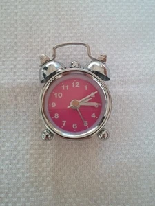 Vintage Mini Wecker OSTAR D 40 Quarz, mit Batterie neuwertig Weckfunktion #j57 - Bild 1 von 2