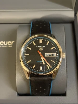 TAG HEUER Carrera Day-Date WDA2110.FC6614 negro 41 mm  Foto 1 de 4