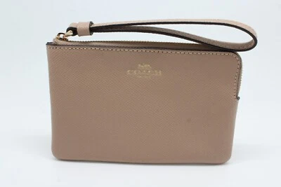 Muñequera COACH MUJER con cremallera en esquina en dorado/topo Foto 1 de 4