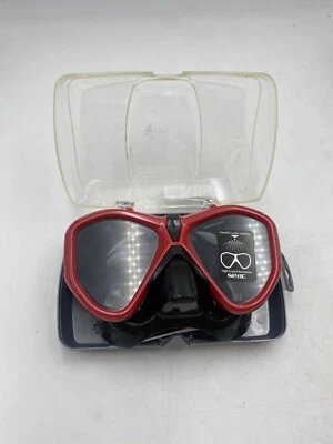 SEAC Italia Scuba Diving Mask w/ Case, Red - Image 1 of 4