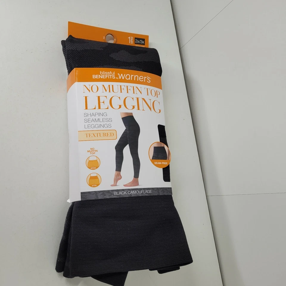 Warner's Women's Twill Seamless Legging Black Camo 2X/3X