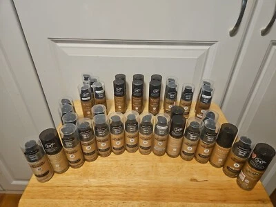 Revlon-Colorstay-Liquid Foundation-CHOOSE SHADE & FORMULA-PUMP TOP! NEW! - Image 1 of 4